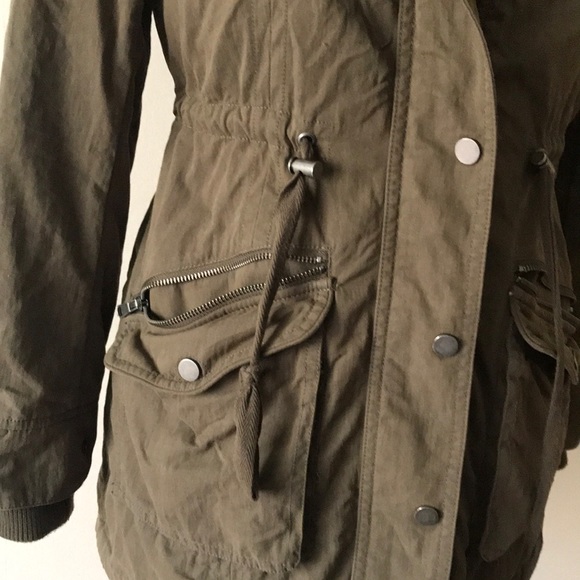 Cargo Coat - Picture 3 of 7